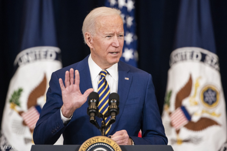 A generációváltás szükségességével magyarázta visszalépését Joe Biden