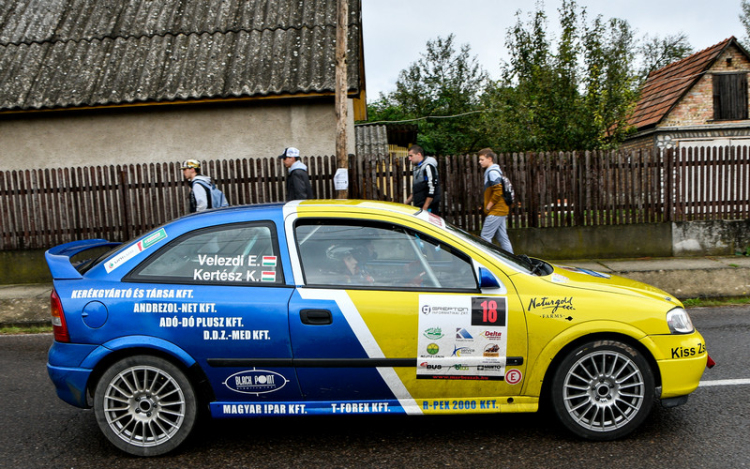 Egy jóízű autózás a célunk!
