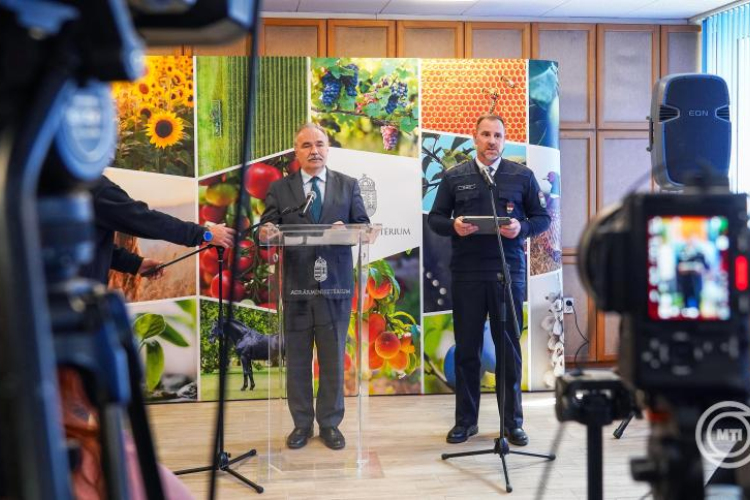 Nagy István: nincs újabb kitörés, folytatódik a védekezés a ragadós száj- és körömfájás betegség ellen