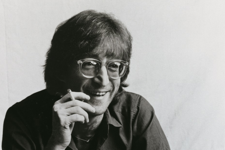 John Lennon indulatosan tagadta meg a Beatles életművet