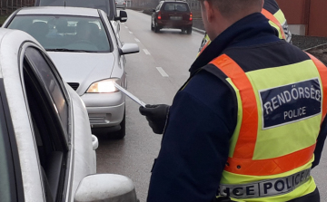 Fokozott ellenőrzést tart a rendőrség hétfőtől a közutakon