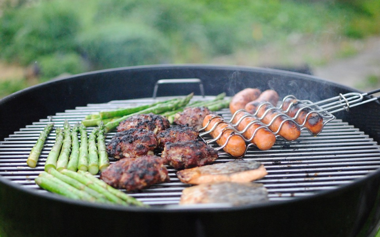 Milliárdokat sütögetnek el a magyarok a grillszezonban