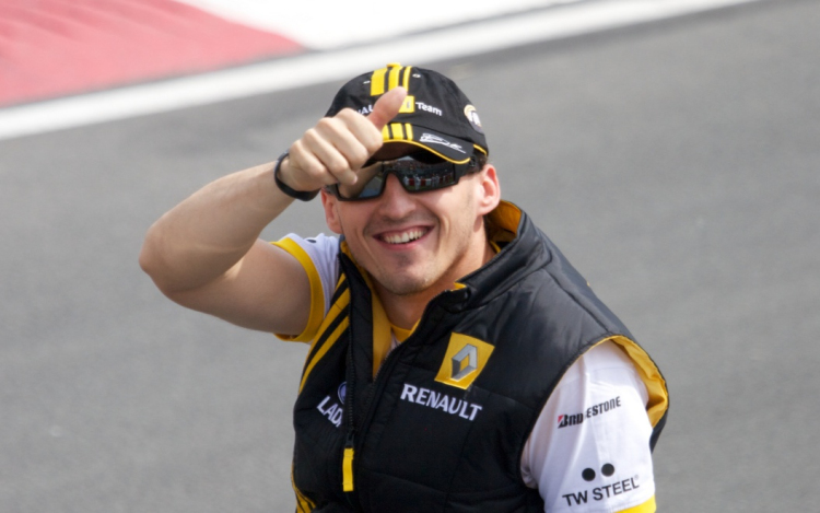 Robert Kubica visszatérhet a Forma-1-be a nyári szünet után