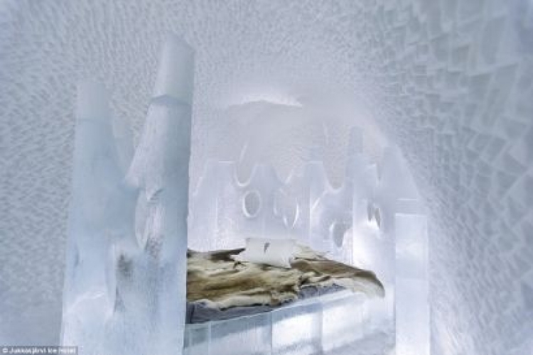 Csodás képek - megint újraépítik az álomszerű jéghotelt