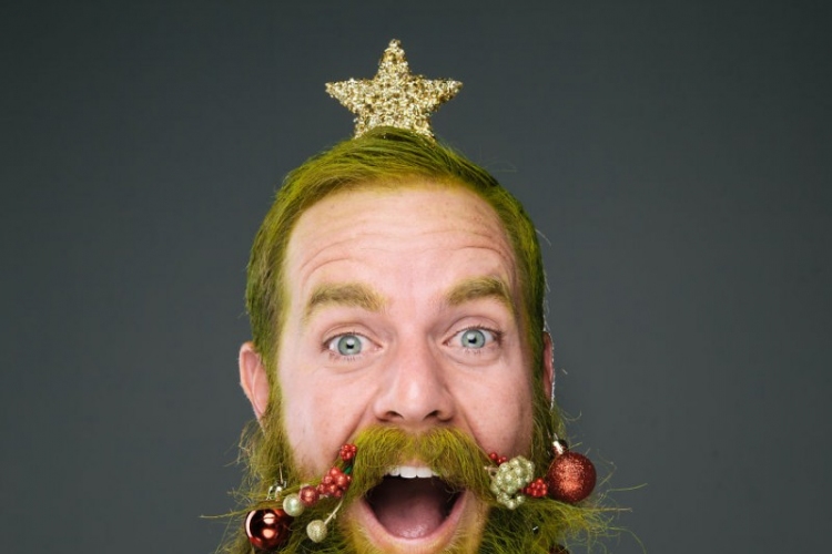 Feldíszített szakállak karácsonyra