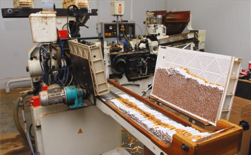 Illegális cigarettagyár üzemelt Vecsésen