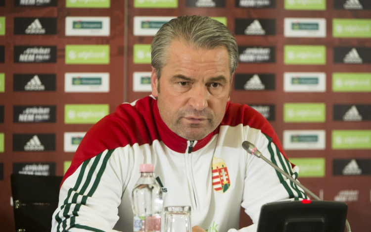 Magyar labdarúgó-válogatott - Storck 13 légióst hívott a keretébe