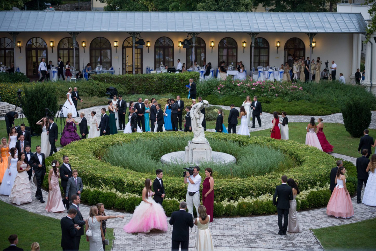 Július 29-én rendezik meg a 192. balatonfüredi Anna-bált