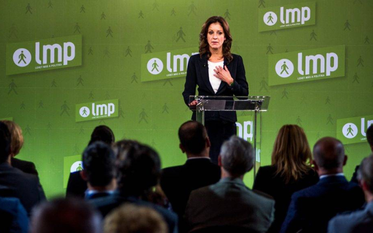November 4. - Az LMP ismét benyújtja az átvilágítást célzó törvényjavaslatát