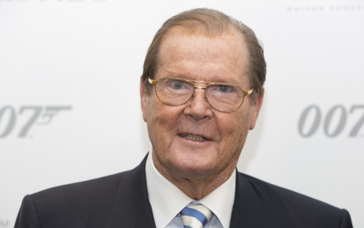 Meghalt Roger Moore brit színész