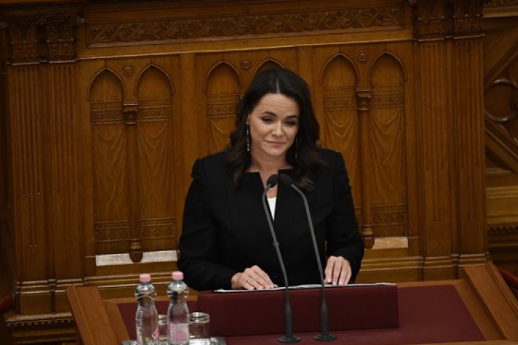 Megválasztotta köztársasági elnökké Novák Katalint a parlament