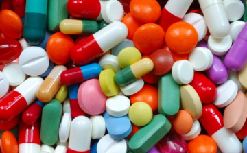 Elhallgatta a gyógyszergyár a mellékhatásokat, per indul ellene New Hampshire-ben