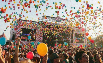 Utcaszínház premier a Szigeten